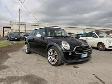 Mini 1.6 16V One de luxe