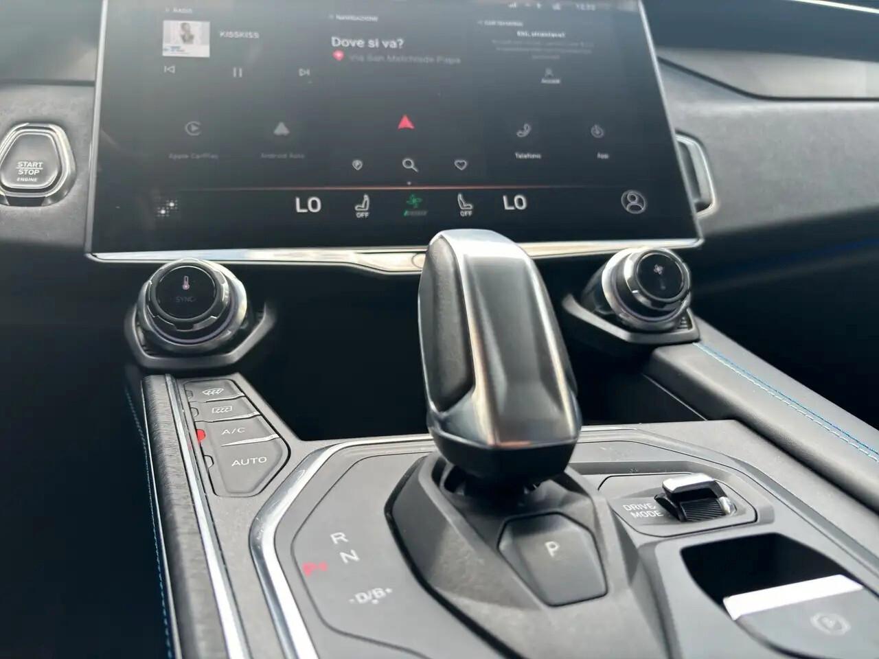 Lynk&co 01 PHEV
