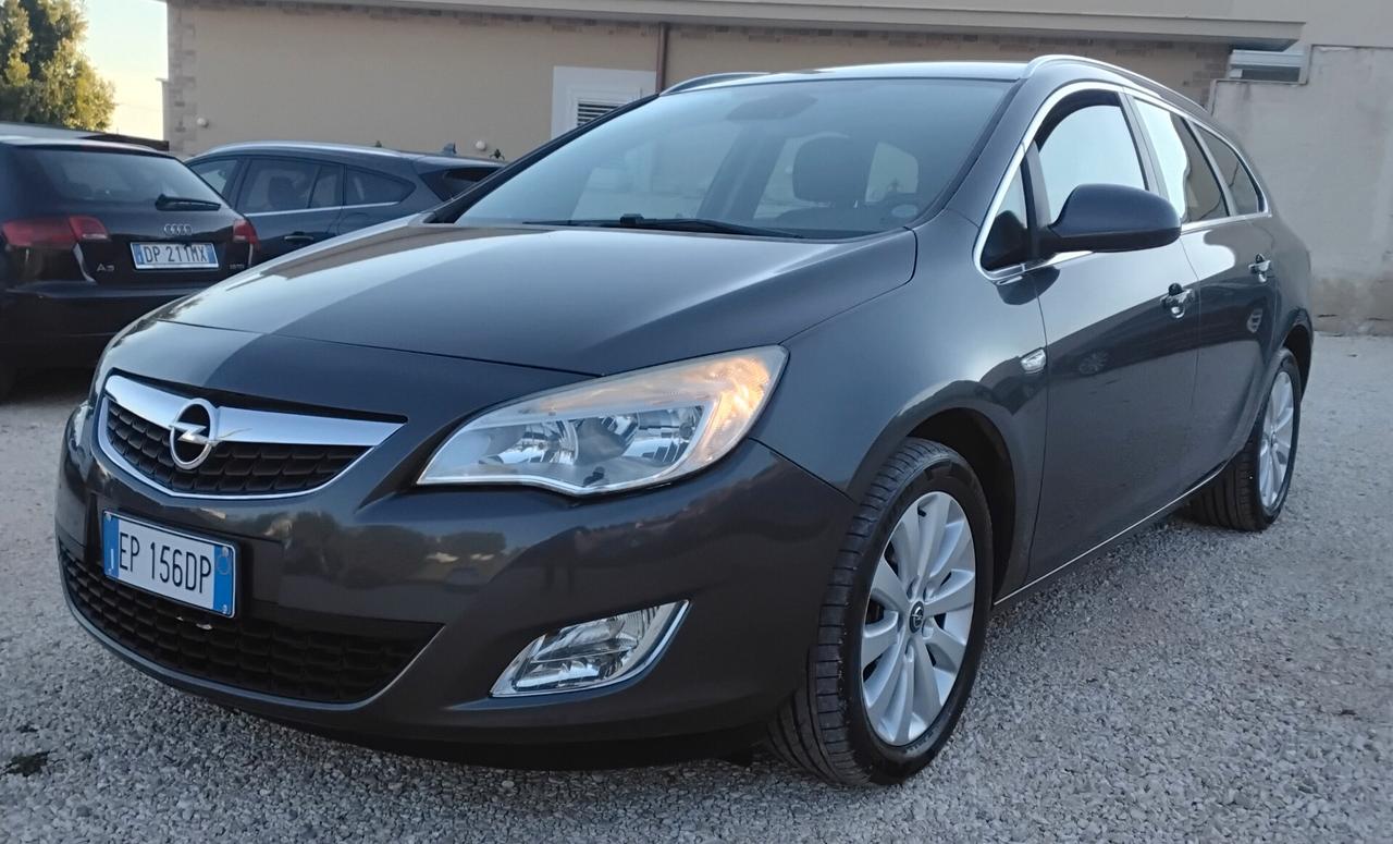 Opel Astra 1.7 CDTI 110CV Sports Tourer Cosmo