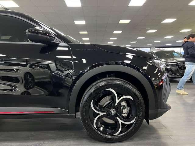 Alfa Romeo Junior Junior 1.2 ibrida Speciale 145cv edct6