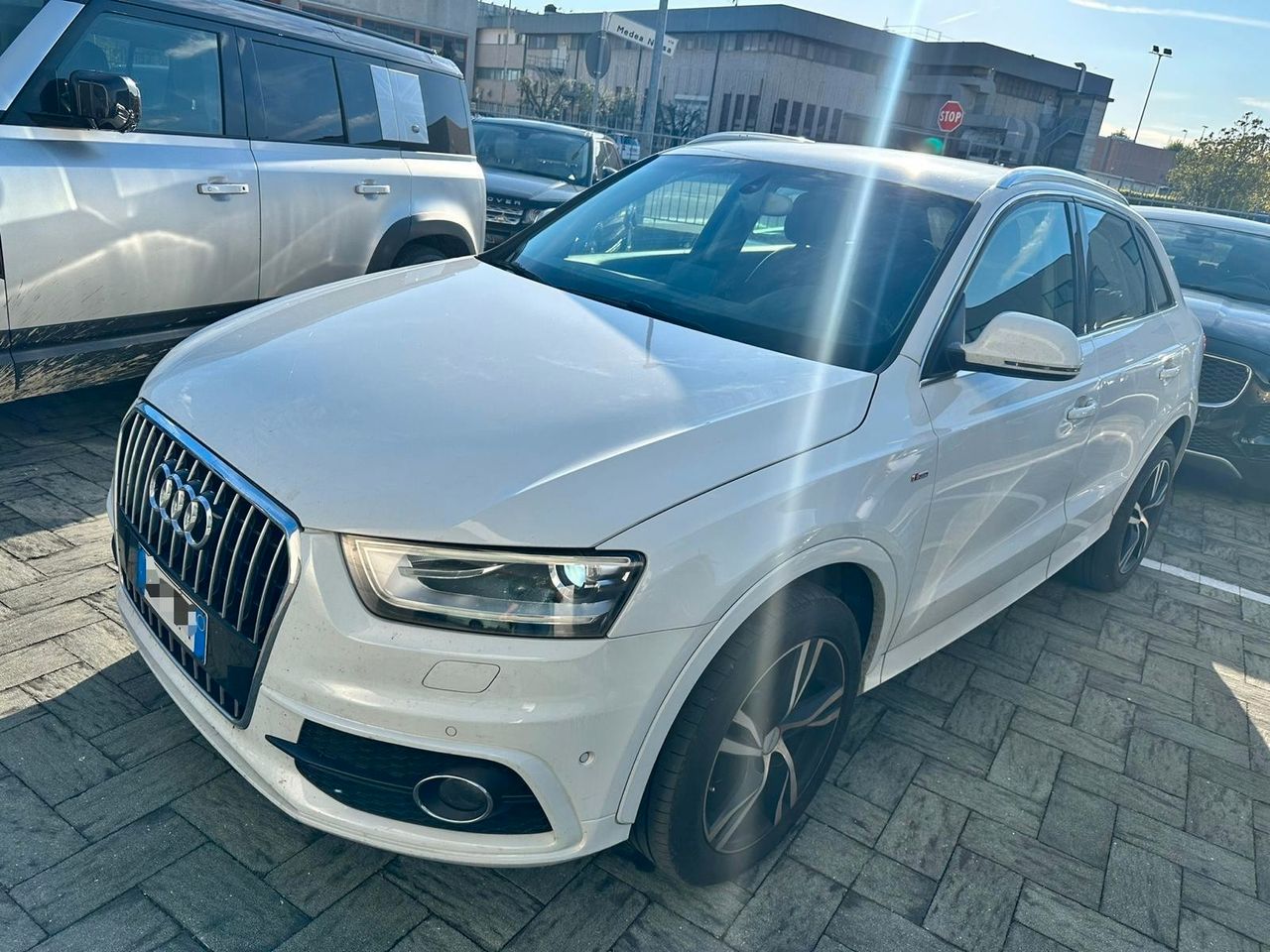 Audi Q3 2.0 TDI 150cv S-Line esterior