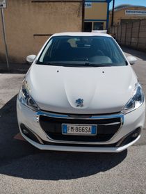 Peugeot 208 PureTech 82 5 porte Allure