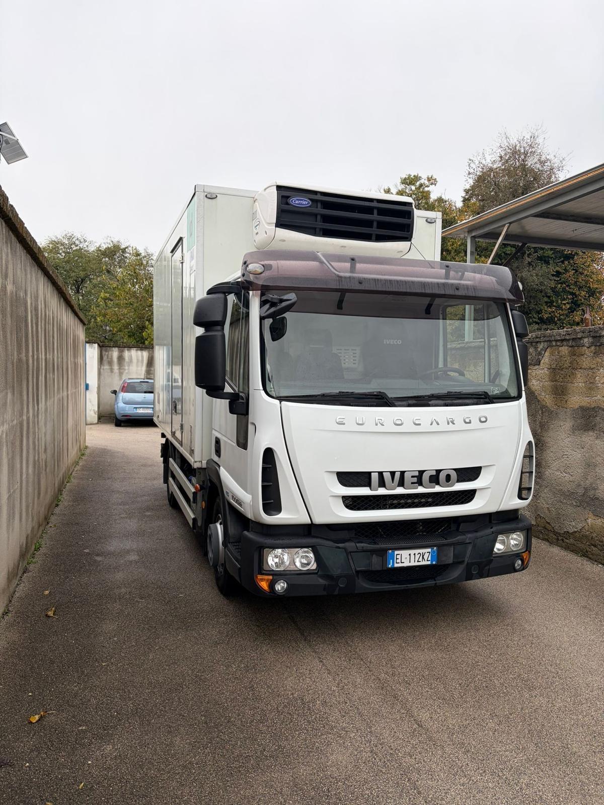 Iveco eurocargo 100-22- frigo per carni-2012