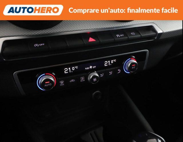 AUDI Q2 30 TDI S tronic Identity Black