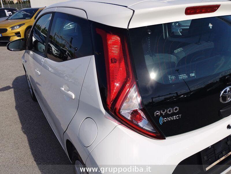 Toyota Aygo II 2018 5p 5p 1.0 x-business 72cv