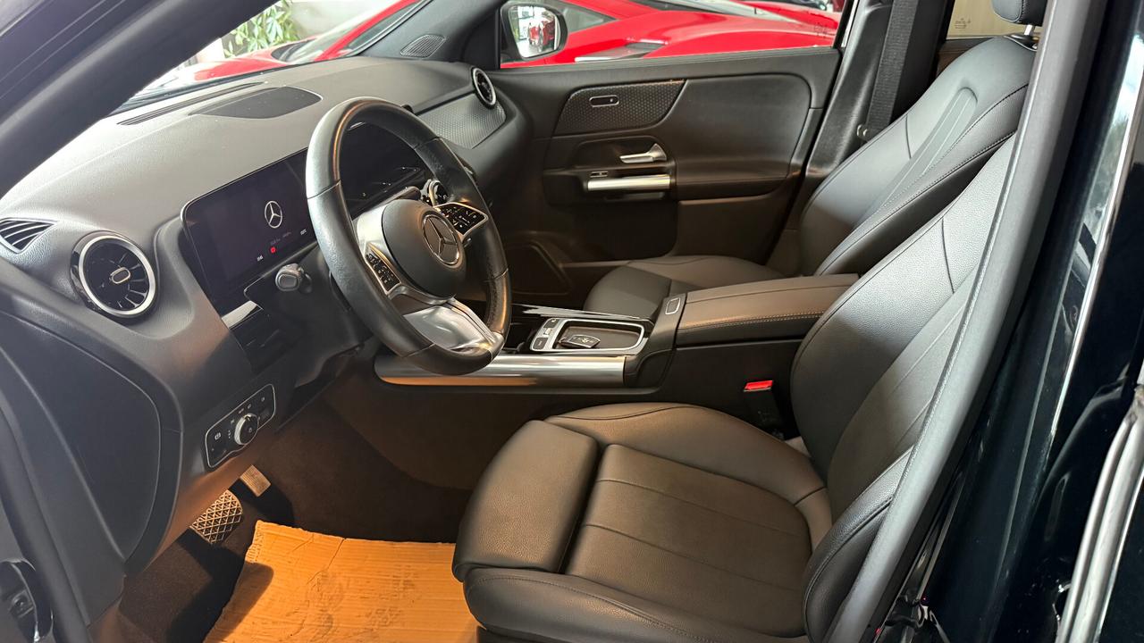 MERCEDES GLA 180 D MOTORE 2.0 116 CV restyling