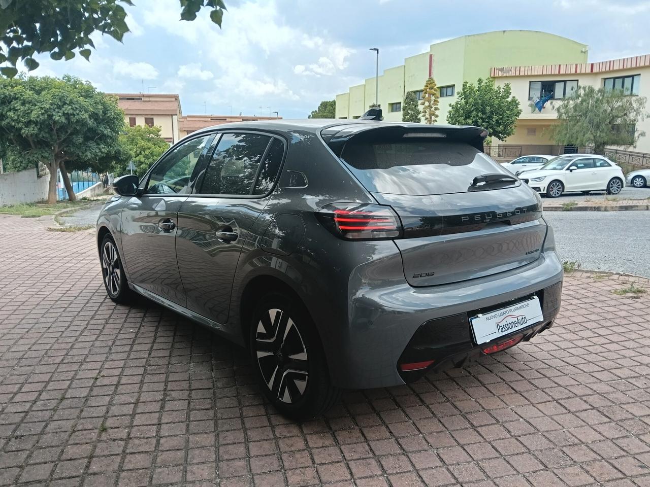 Peugeot 208 Hybrid 100 e-DCS6 Allure 2025