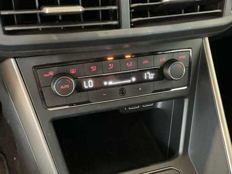 Volkswagen Polo VI 2017 5p 1.0 mpi Comfortline 65cv