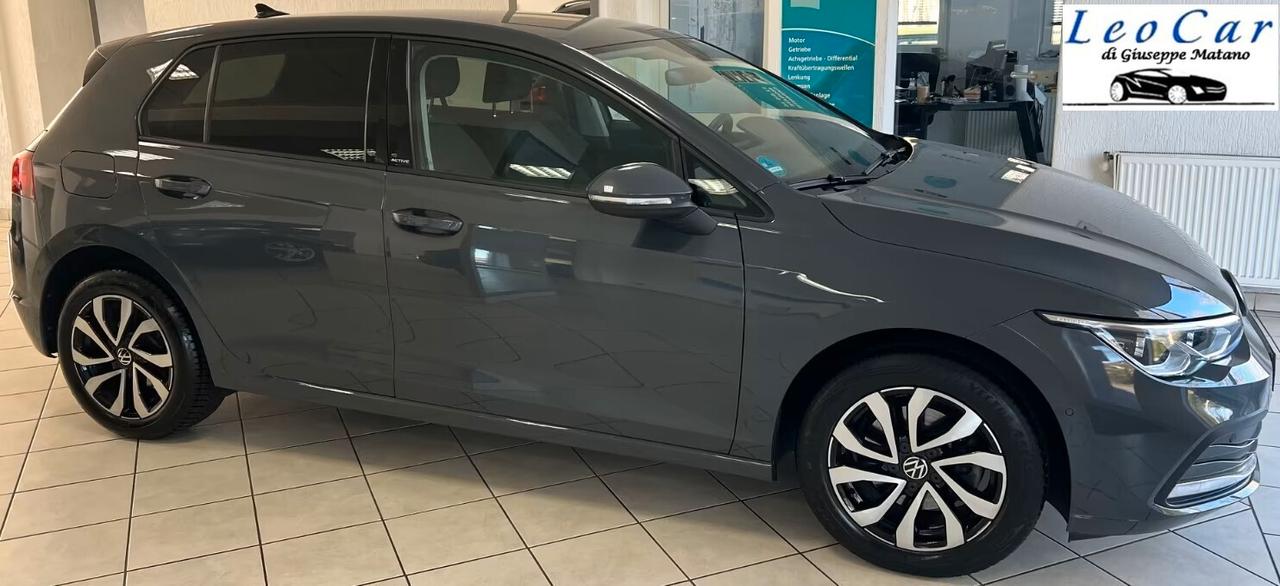 Volkswagen Golf VIII 1.5 TGI DSG Active