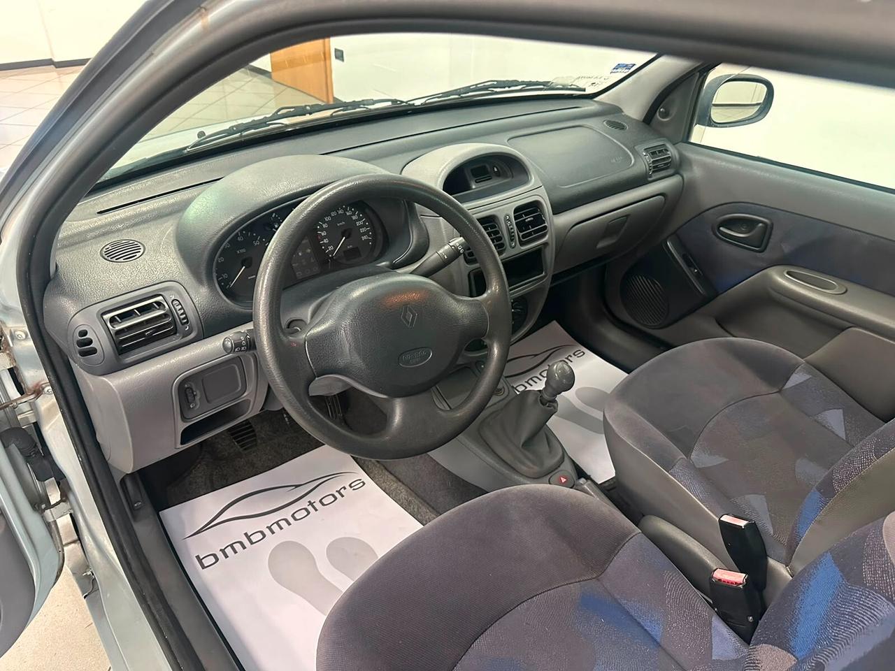 Renault Clio 1.2 cat 5 porte RXE
