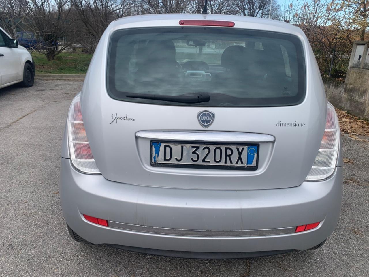 Lancia Ypsilon 1.2 Argento