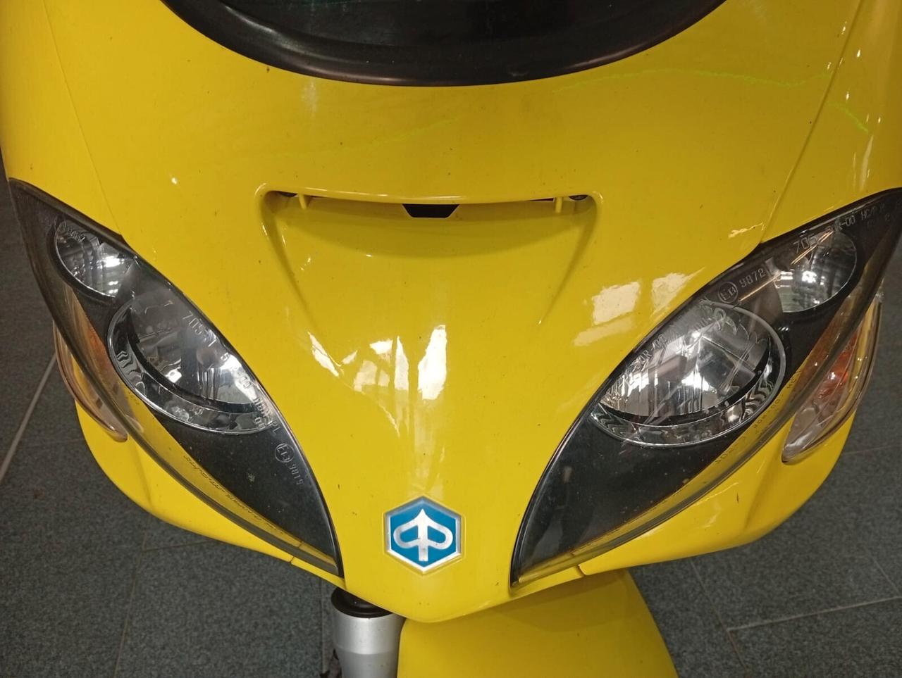 Piaggio X9 250