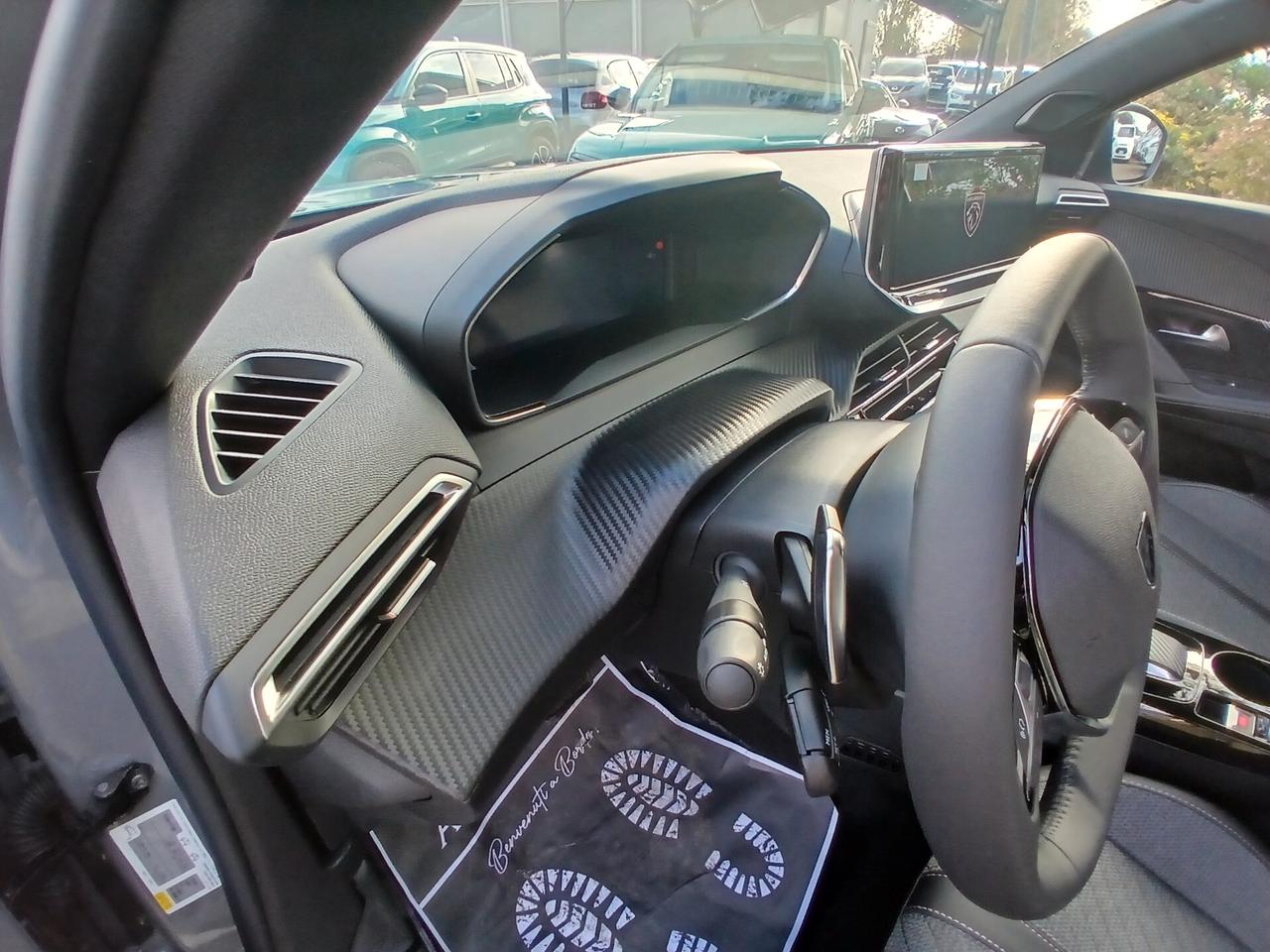 Peugeot 2008 Hybrid 145 e-DCS6 Allure