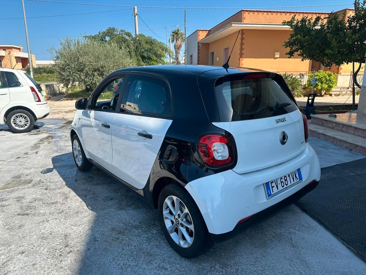 Smart ForFour 70 1.0 Youngster