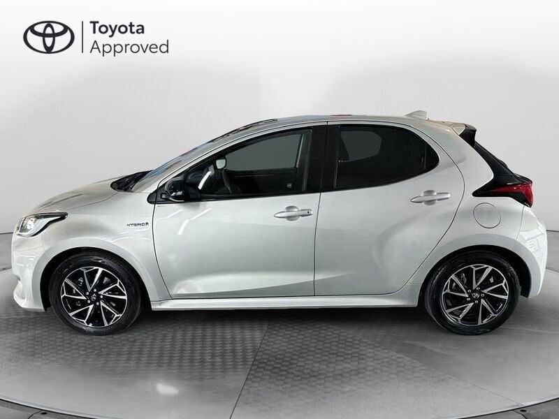 Toyota Yaris 1.5 hybrid Lounge