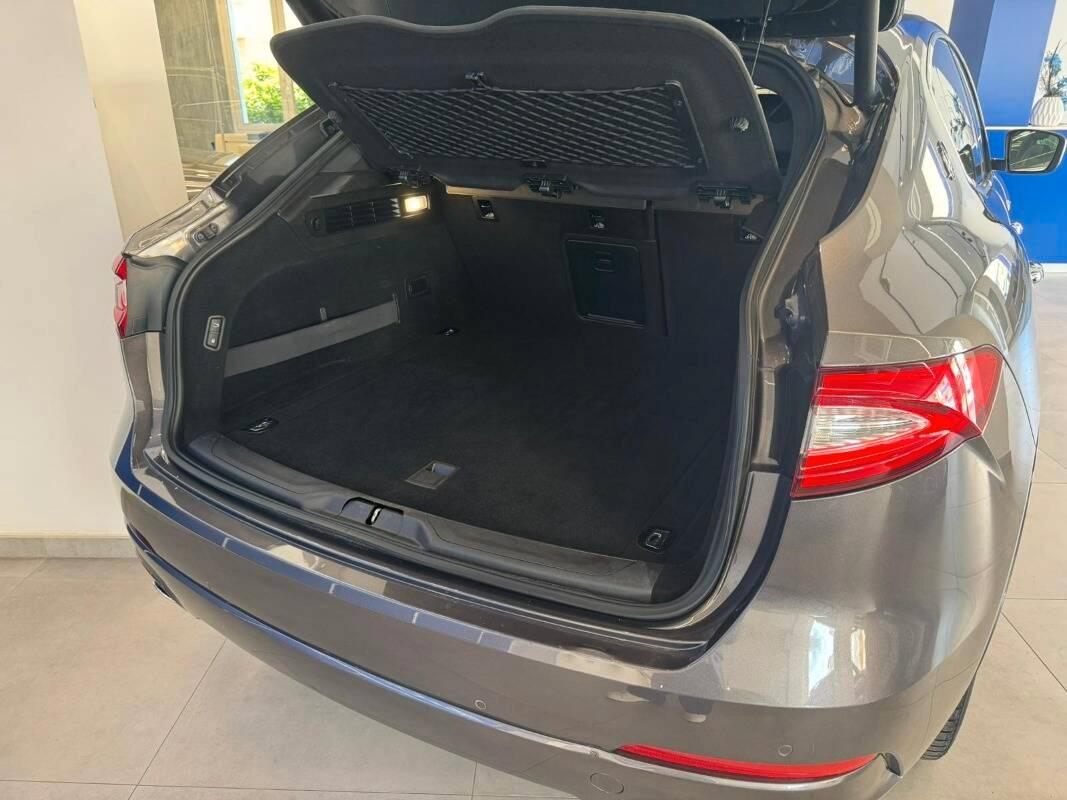 Maserati Levante 3.0 V6 Gransport 275cv auto