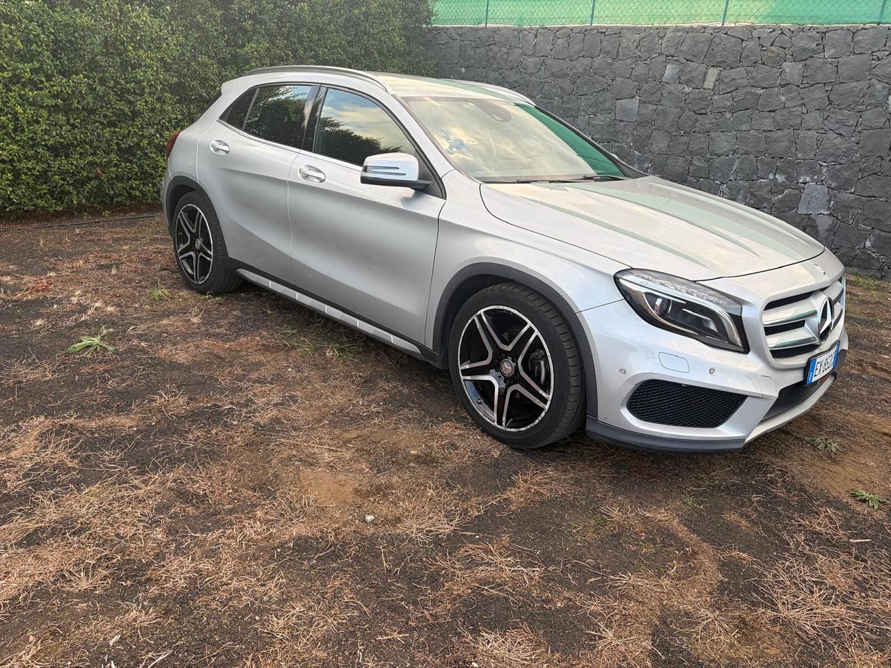 Mercedes-benz GLA 200 220 CDI Automatic 4Matic Premium