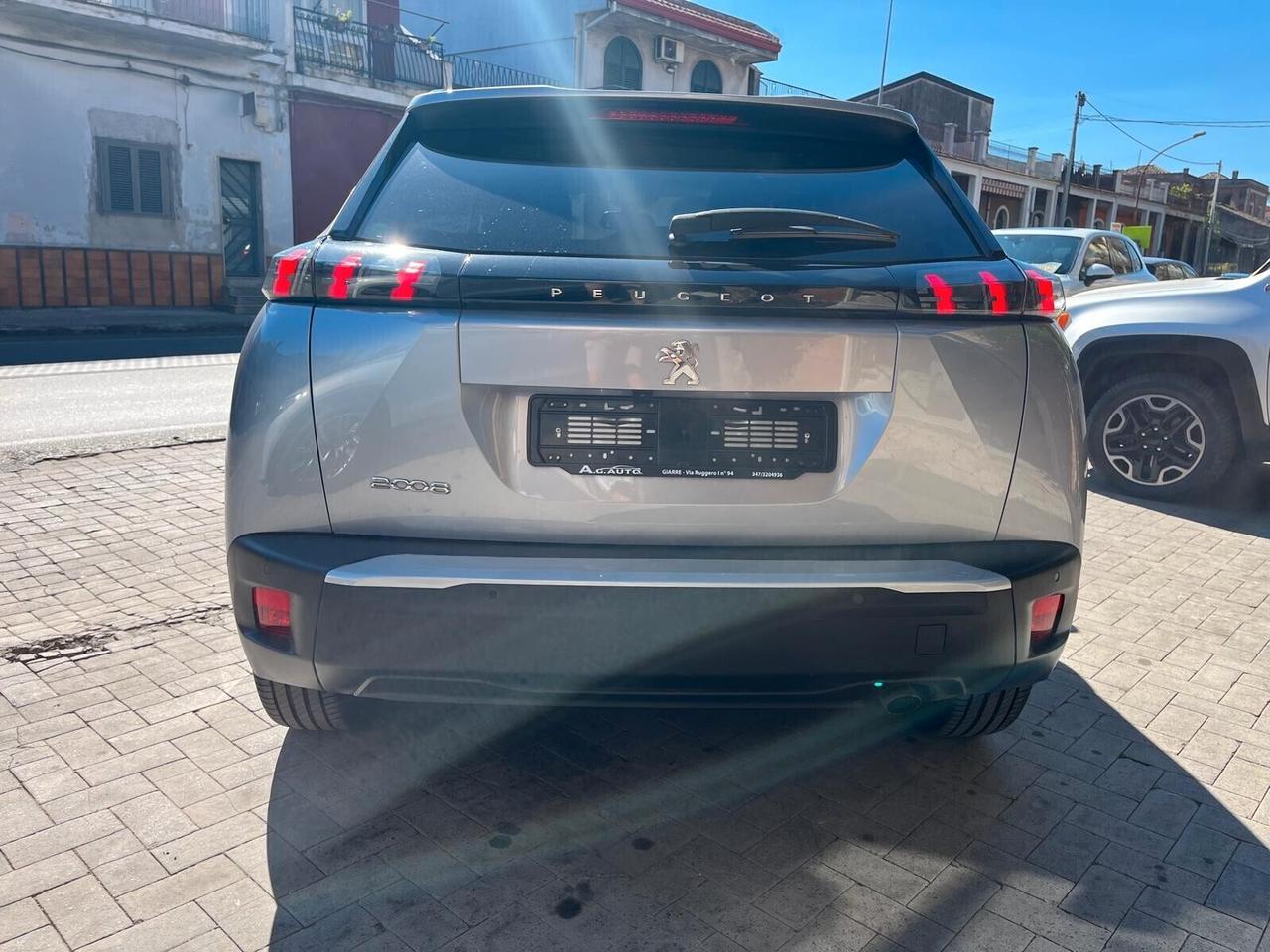 Peugeot 2008 BlueHDi 100 S&S Allure