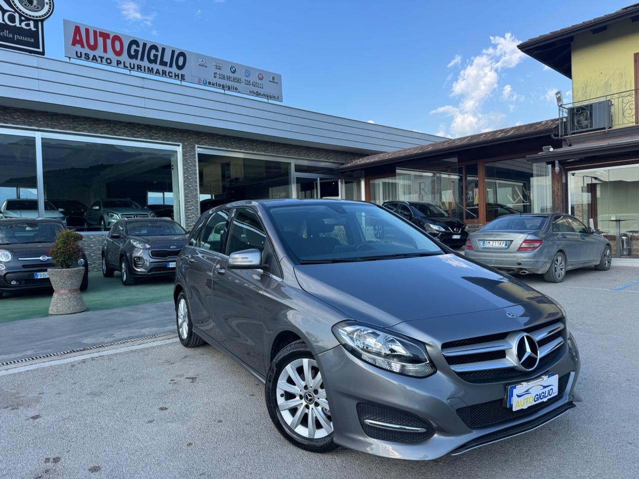 Mercedes-benz B 180 d Sport Retrocamera, Tempomat, Navi