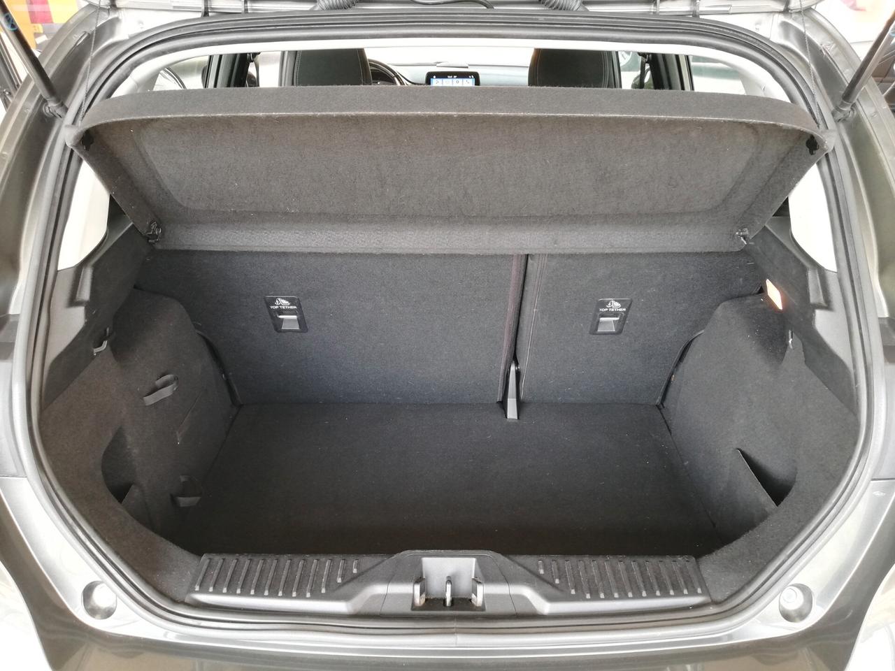 Ford Fiesta 1.5 TDCi 5 porte Titanium pari al nuovo