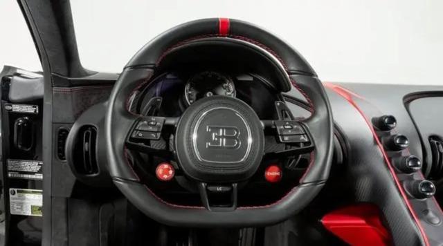 BUGATTI Chiron CHIRON PUR SPORT 8.0 W16 1500HP "1 OF 60"