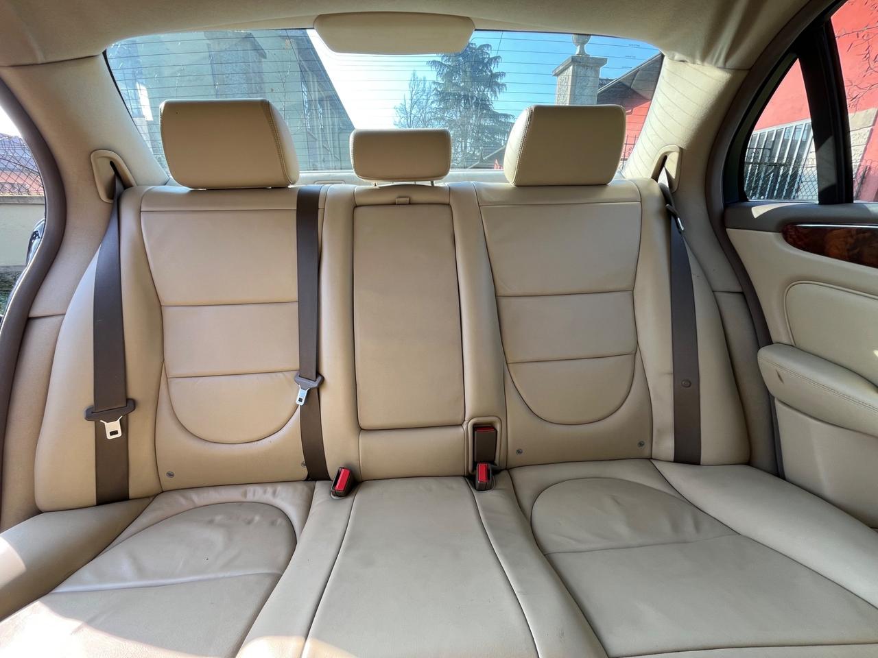 Jaguar XJ 2.7 D V6 cat Executive