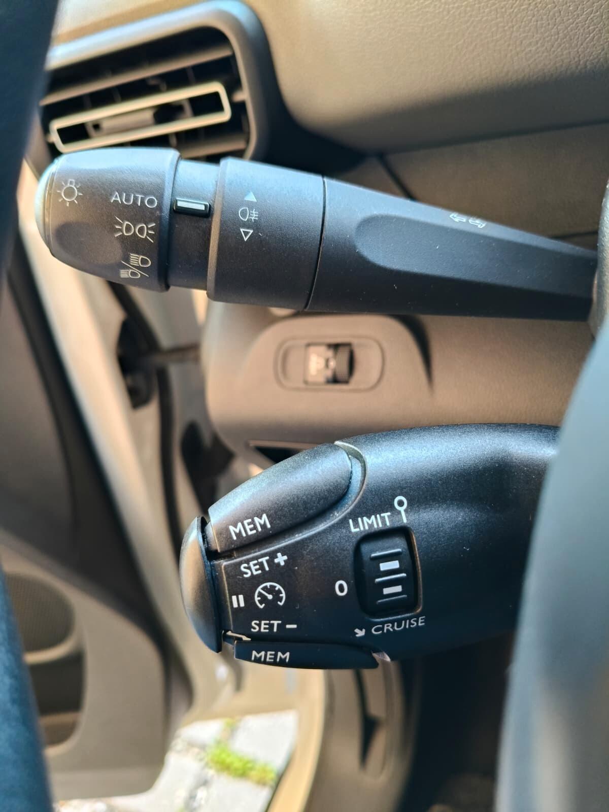 Peugeot Rifter Puretech 110 S&S Active Standard