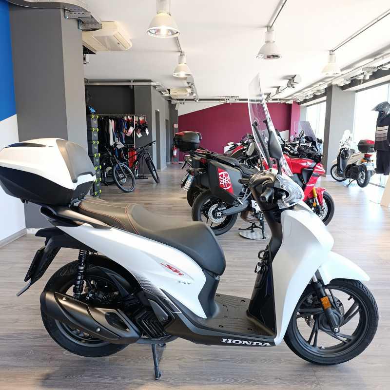 Honda SH 150i - 2025