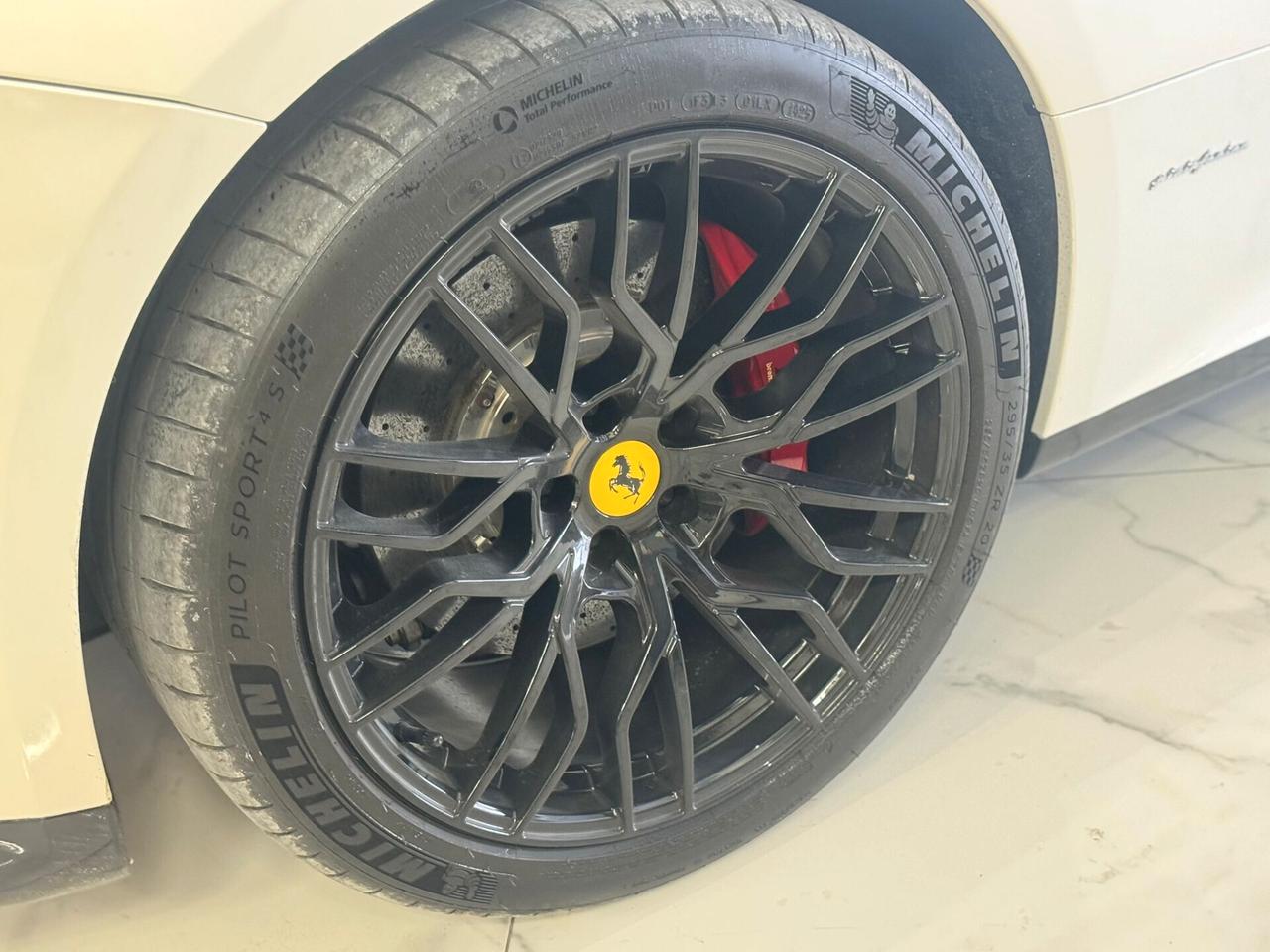 Ferrari FF DCT TAILOR MADE