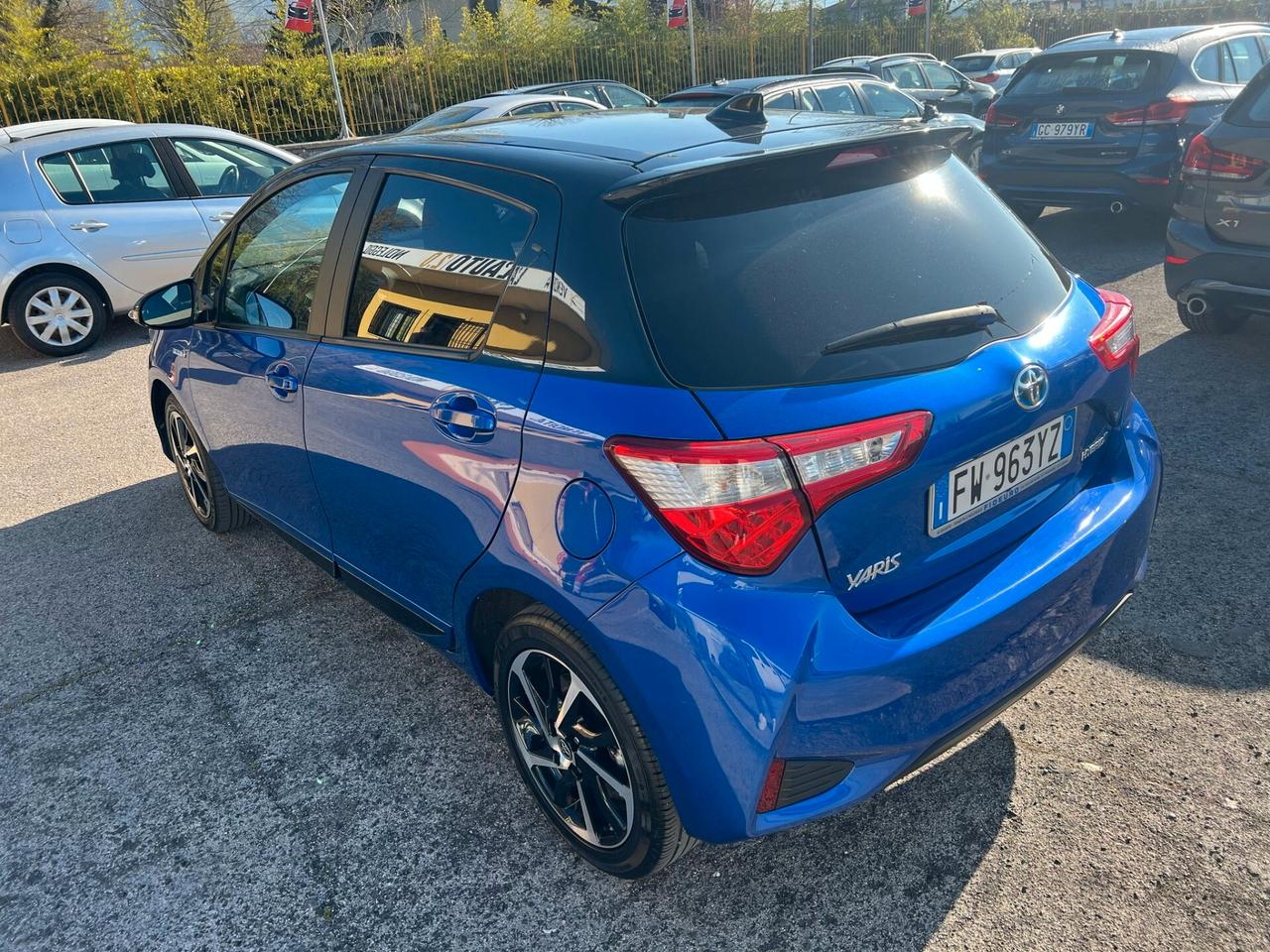 Toyota Yaris HYBRID