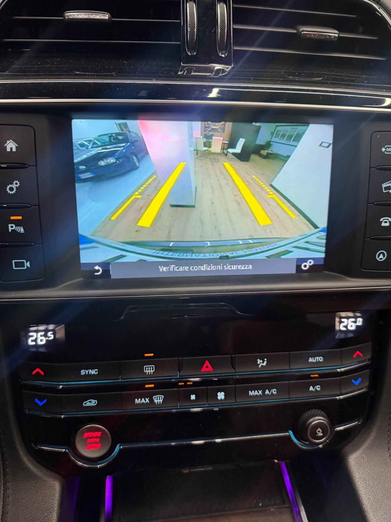 Jaguar F-Pace 2.0 D 240 CV AWD aut. Prestige