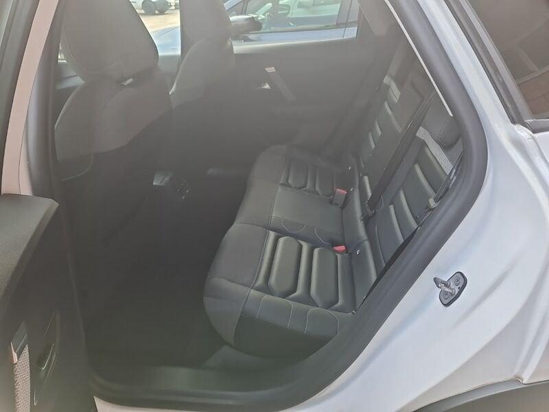 Citroën C4 C4 BlueHDi 130 S&S EAT8 Shine