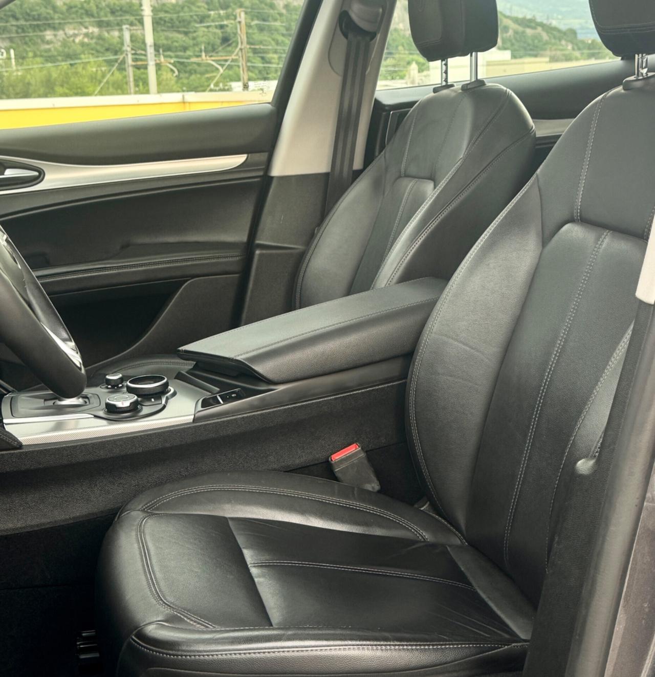 Alfa Romeo Stelvio 2.2 TD 210CV Q4 Executive FULL