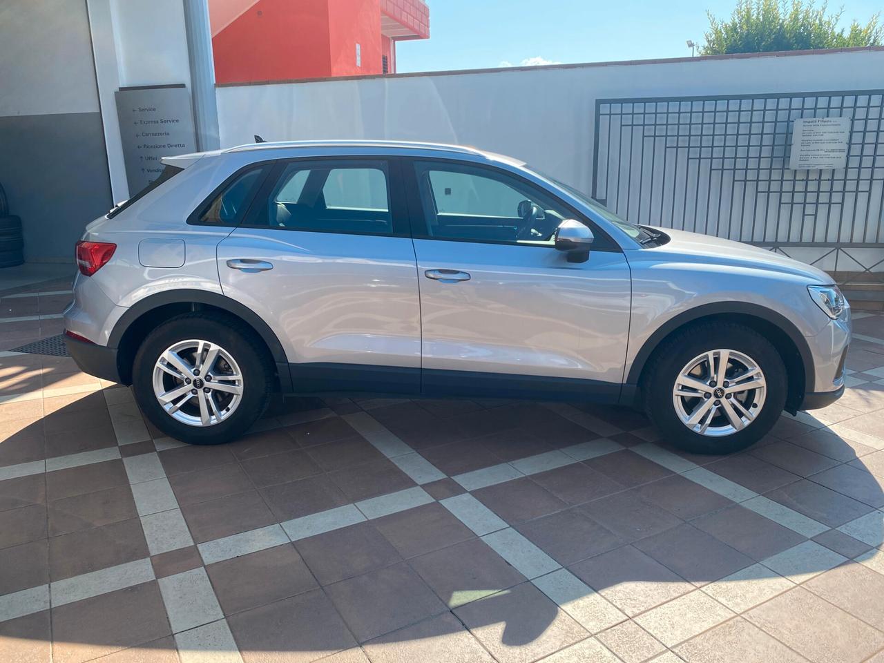 Audi Q3 35 TFSI STRONIC BUSINESS SOLO 29MILA KM
