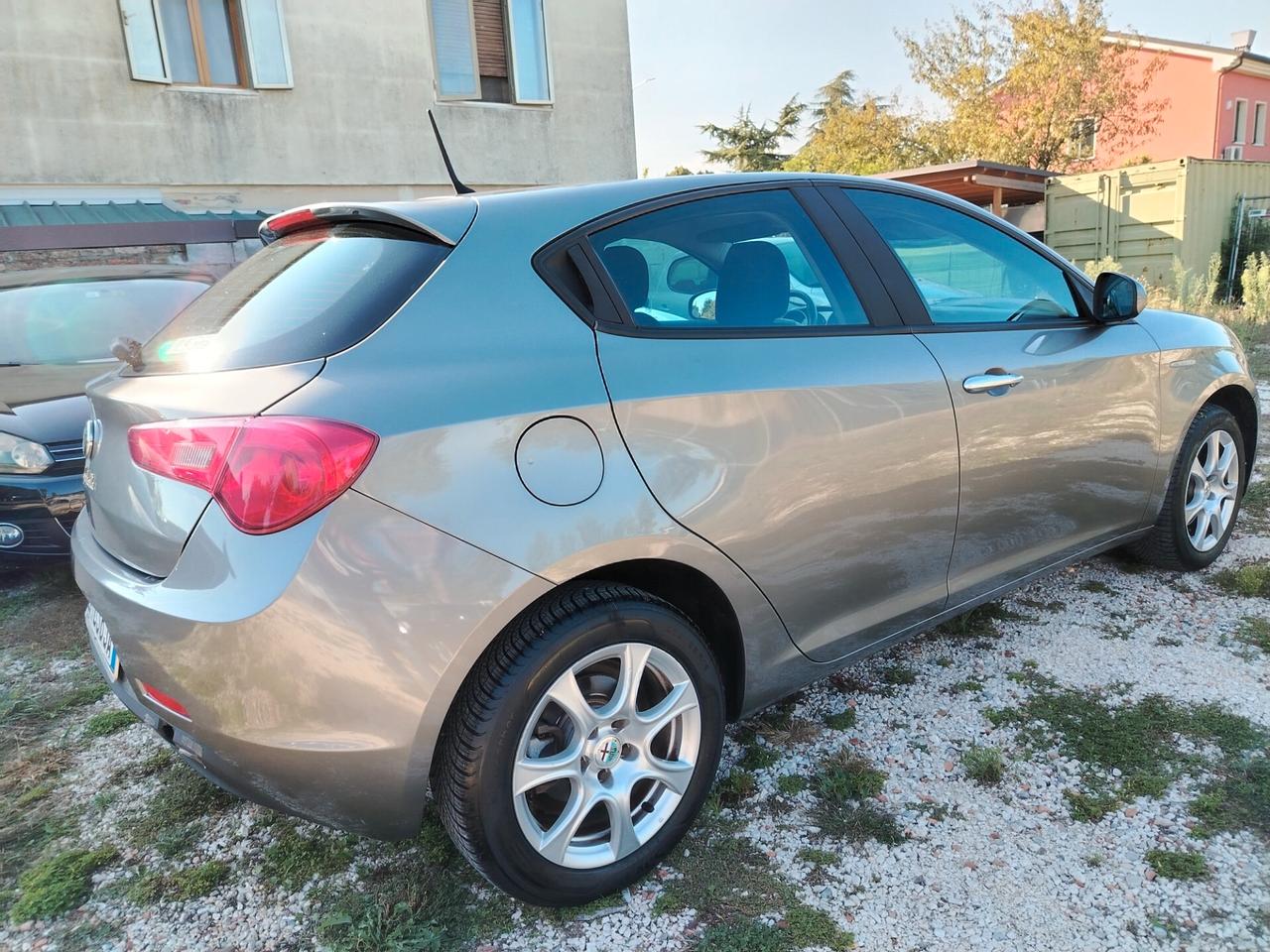 Alfa Romeo Giulietta 1.4 Turbo 120 CV GPL Progression