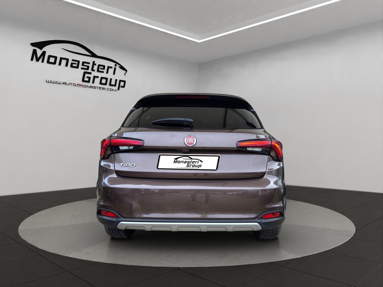 Fiat Tipo 1.6 Mjt S&S 5 porte Cross