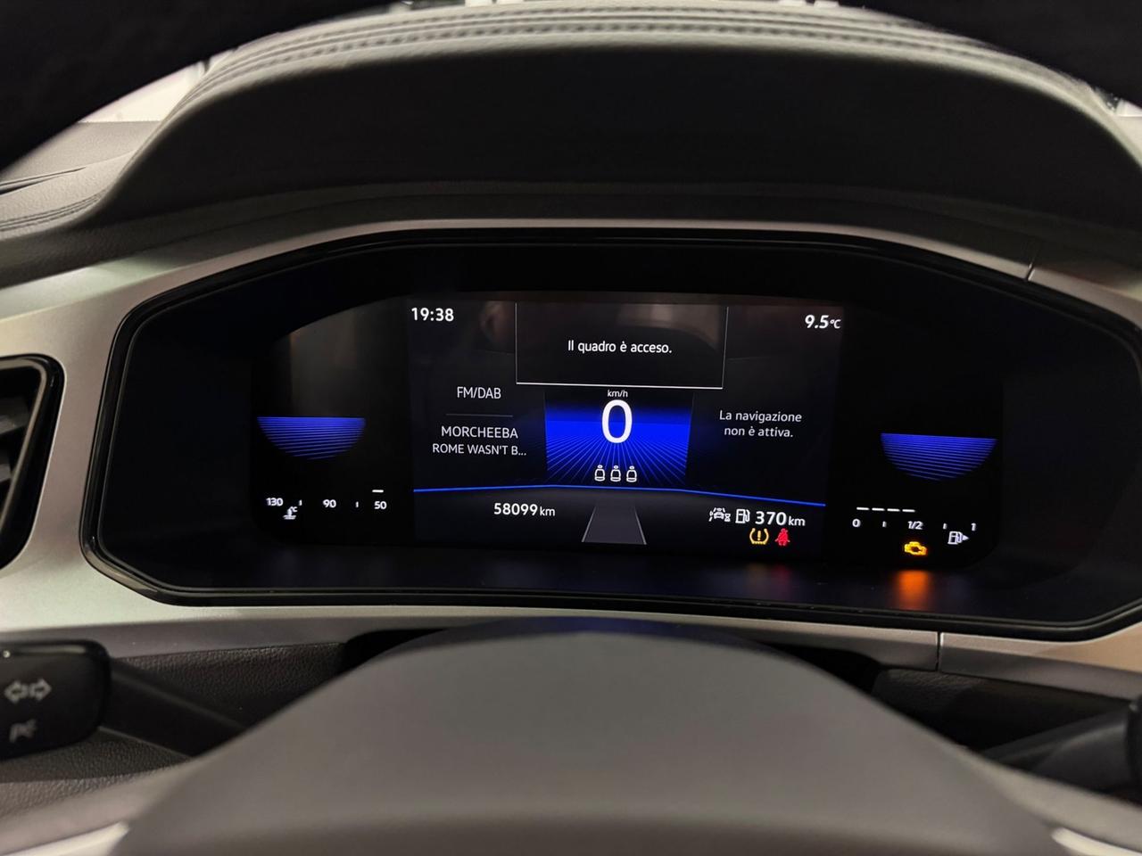 VOLKSWAGEN T-Roc 2022 1.0 tsi Life 110cv