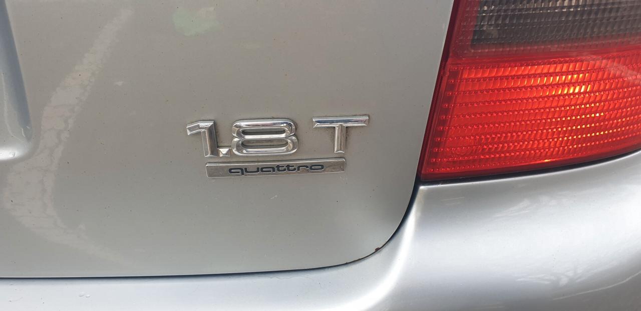 Audi A4 1.8 20V cat quattro Ambition