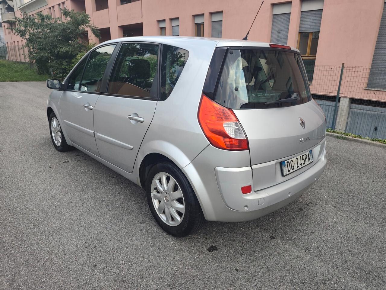 Renault Scenic 1.9 dCi/130CV unico proprietario