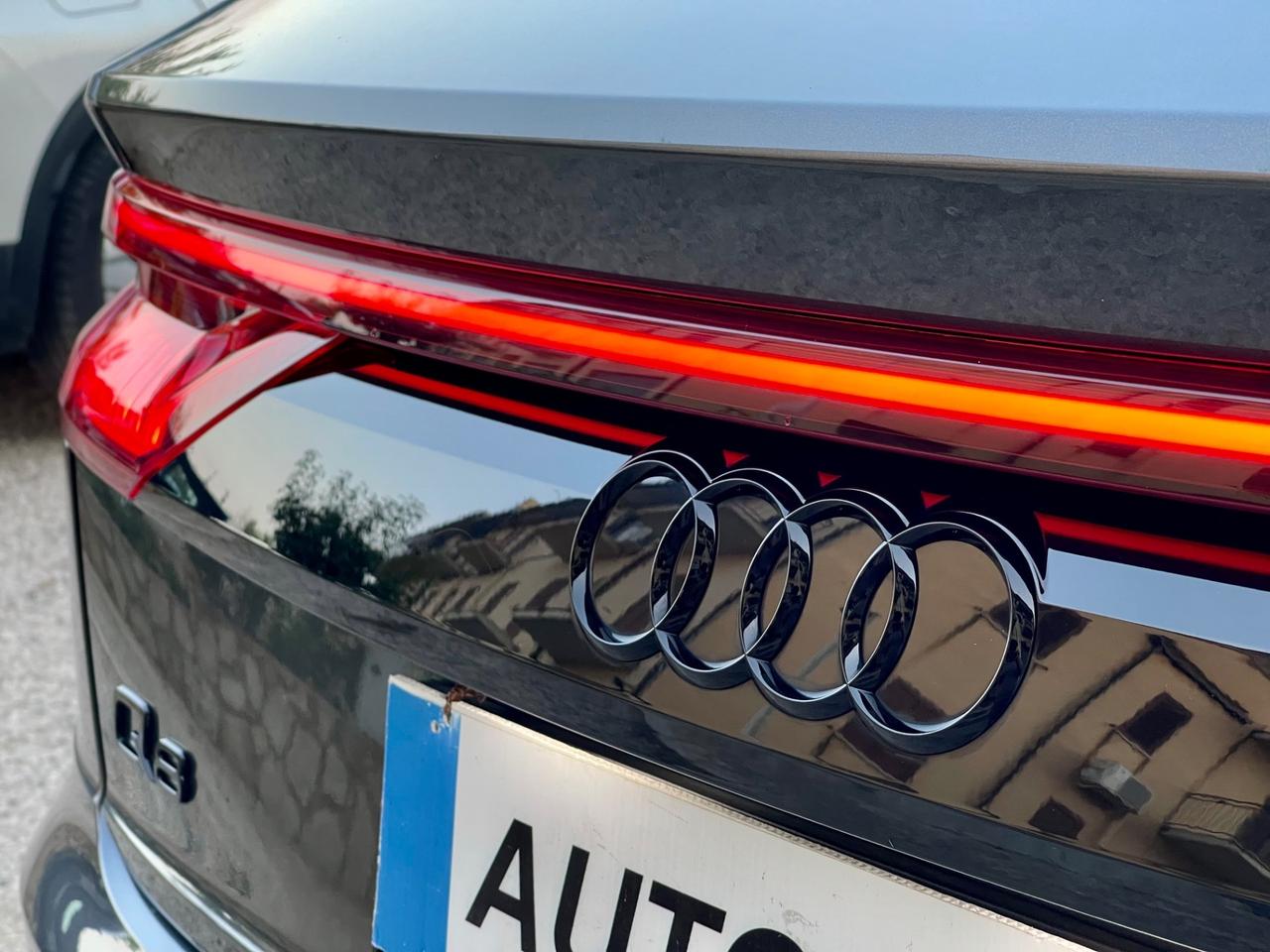 Audi Q8 50 TDI 286 CV Quattro S-Line IVA ESPOSTA