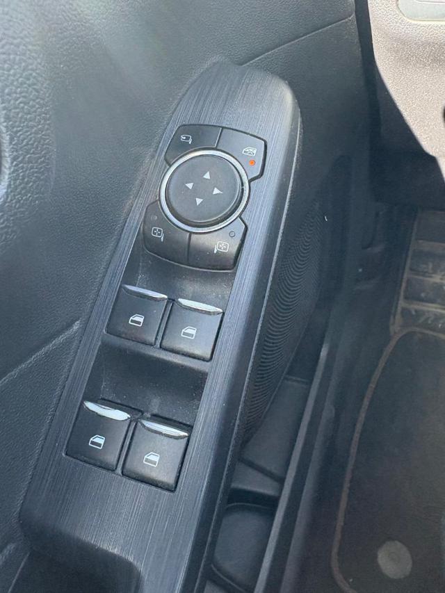 FORD Kuga 2.5 Plug In Hybrid 225 CV CVT 2WD ST-LINE