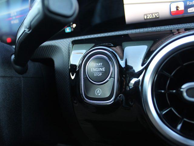 MERCEDES-BENZ A 180 d Automatic Progressive Advanced