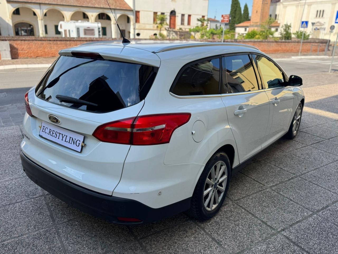 Ford Focus 1.5 TDCi 120 CV SW Titanium