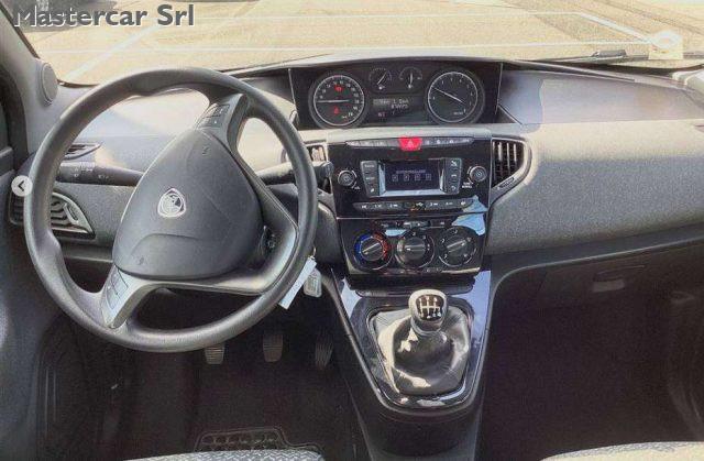 LANCIA Ypsilon 1.0 FireFly 70cv S&S Hybrid SILVER PLUS - GM035BN