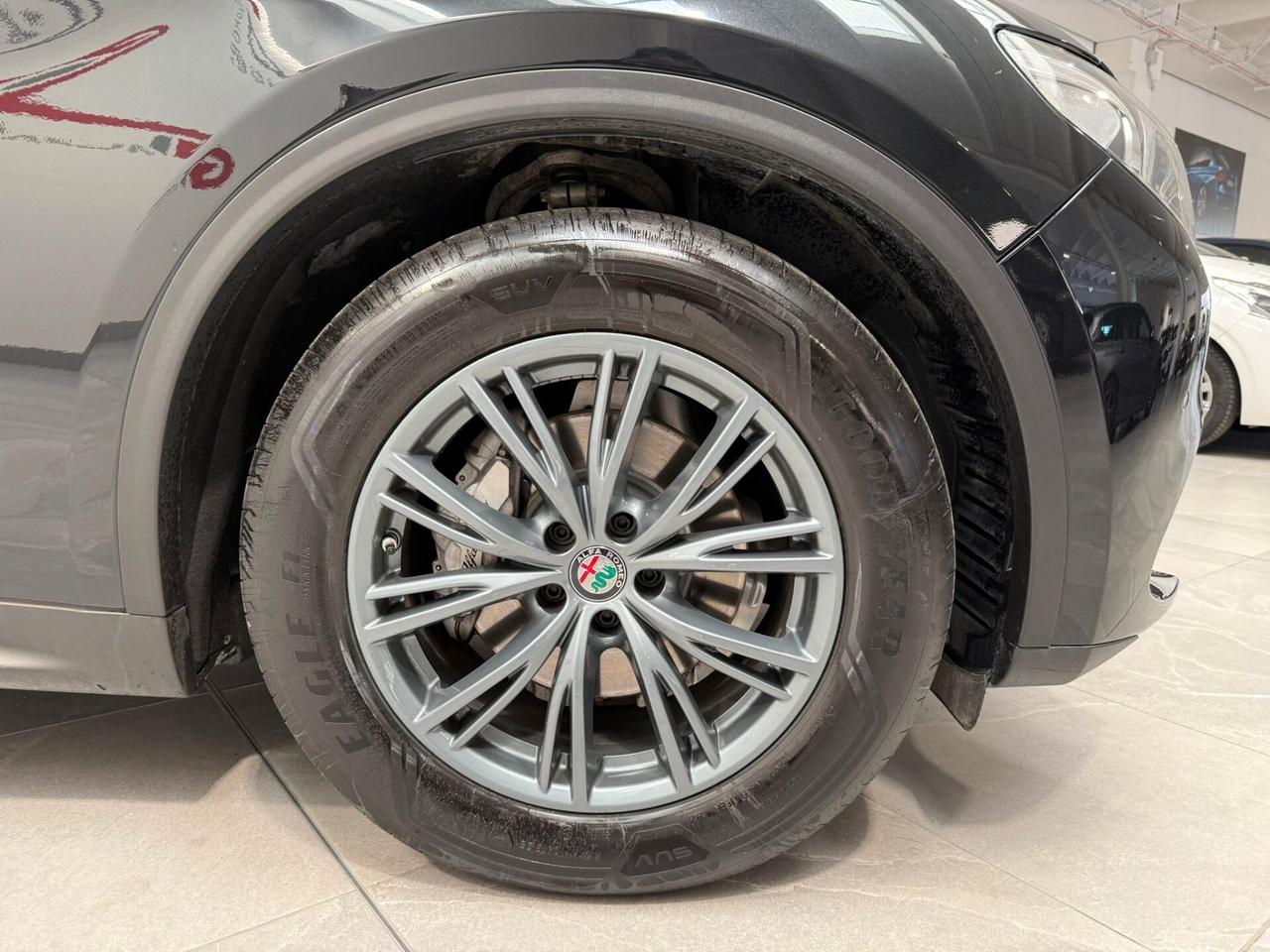 Alfa Romeo Stelvio 2.2 Turbodiesel 160 CV AT8 RWD Business