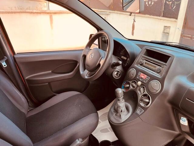 FIAT PANDA 1.1 BENZINA UNIPRO' SERVOSTERZO VETRI CHIUSURE