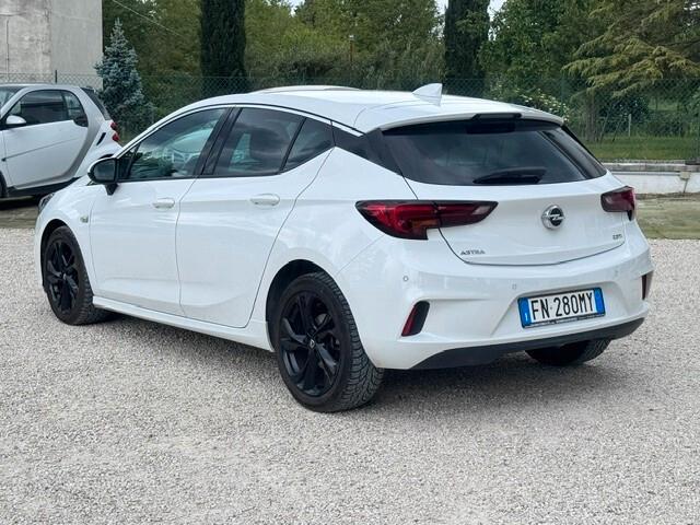Opel Astra 1.6 CDTi 136CV Start&Stop 5 porte OPC Line