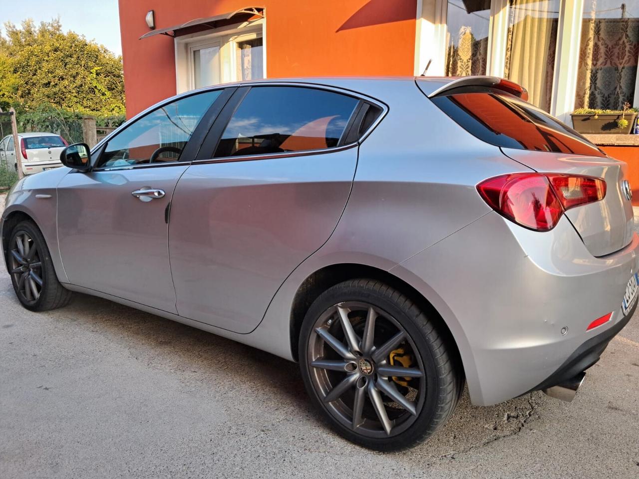 Alfa Romeo Giulietta 2.0 JTDm-2 140 CV Distinctive