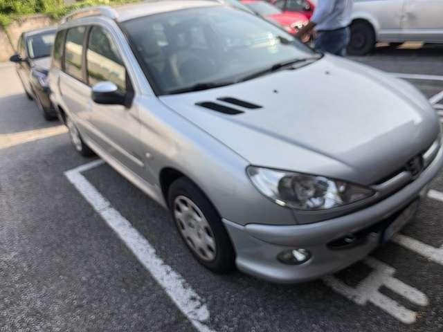 Peugeot 207 1,4 BENZINA. 71000. KILOMETRI