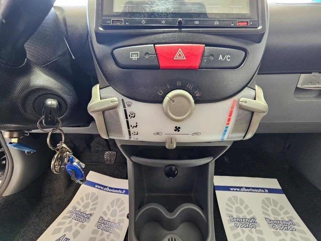 Peugeot 107 1.0 68CV 3p. Sweet Years 2Tronic *92.000 KM*